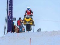    Dünya Kar Motosikleti Şampiyonası Sıralama Turlarıyla Başladı