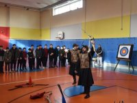 Pendik’te Ata Sporu Okçuluk öğrencilerle buluştu