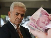 Ünlü oyuncudan borcunu isteyemeyene müthiş taktik!