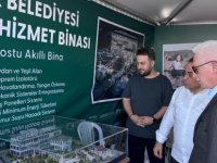 Vali Davut Gül, Pendik Belediyesi Standını Ziyaret Etti