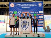 ÇOLAKOĞLU METALURJİ SPOR KULÜBÜ YÜZÜCÜLERİNDEN GURURLANDIRAN BAŞARI