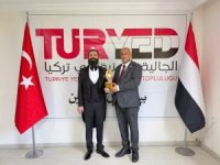 Akif Manaf’a “Yemen-Türkiye Dostluk ve Barış Ödülü”