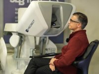 1400 Kilometre Uzaktan Robotik Cerrahiyle Ameliyat Gerçekleştirildi