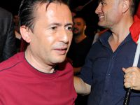 Tuzlalılar meydanları terk etmiyor