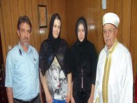 Ukraynalı kız islamiyeti seçti